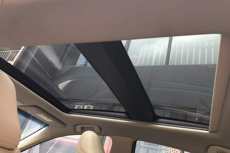 Used Toyota Camry 2021 Dual-Motor 2.5HG Luxury Edition Headliner