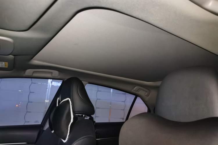 Used Toyota Camry 2021 2.5G Luxury Edition Headliner