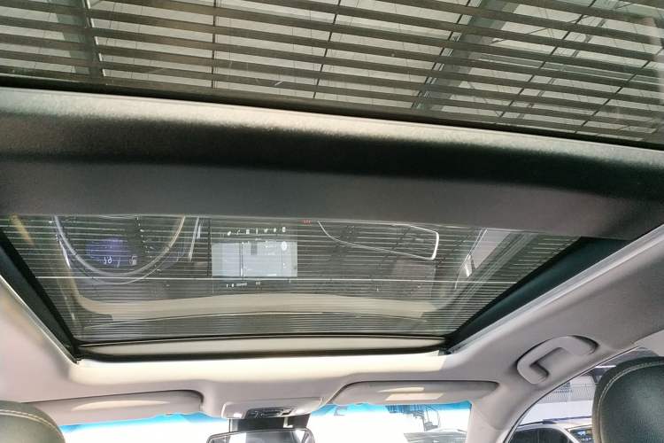 Used Toyota Camry 2021 2.5G Luxury Edition Headliner