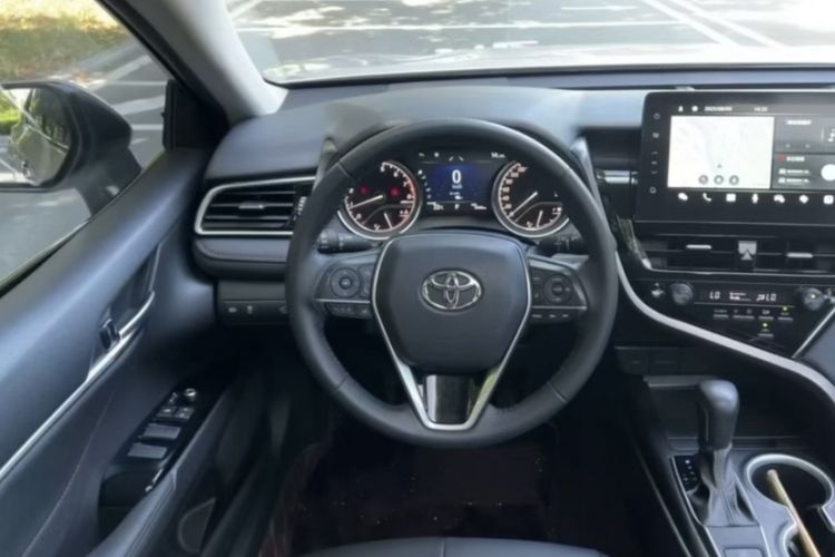 Used Toyota Camry 2021 2.0G Luxury Edition Instrument Cluster