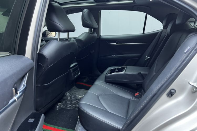 Used Toyota Camry 2021 2.5G Luxury Edition Interior 3
