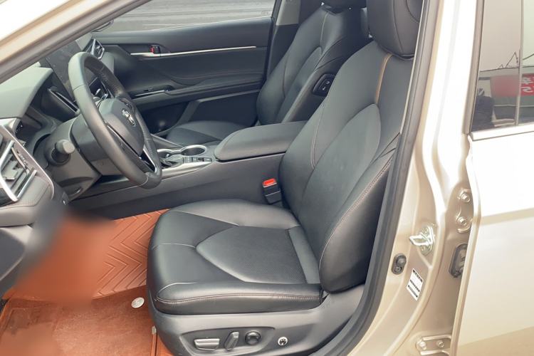 Used Toyota Camry 2021 2.5G Luxury Edition Left Front Seat