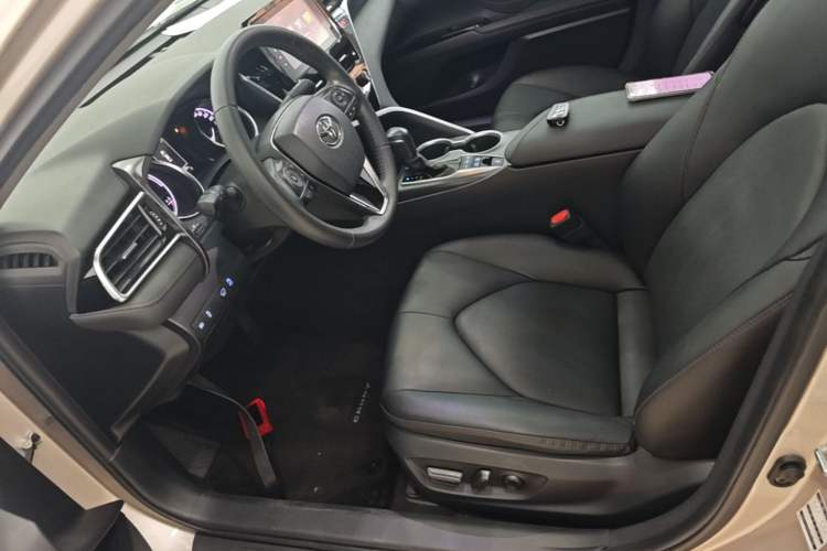 Used Toyota Camry 2021 Dual-Motor 2.5HG Luxury Edition Left Front Seat