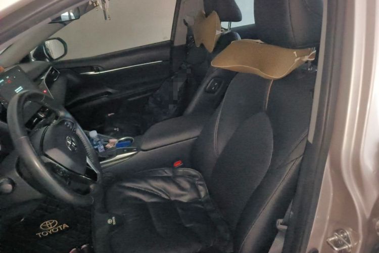 Used Toyota Camry 2021 2.0G Luxury Edition Left Front Seat