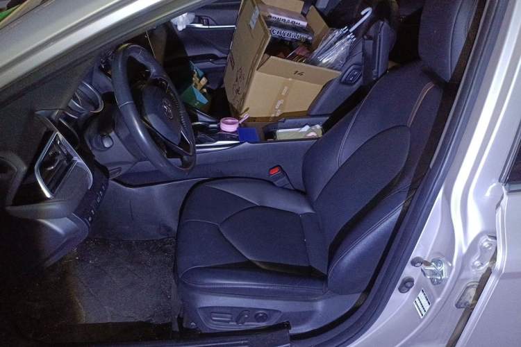 Used Toyota Camry 2021 2.0G Luxury Edition Left Front Seat