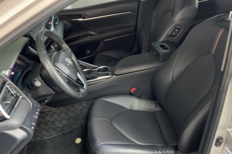 Used Toyota Camry 2021 2.5G Luxury Edition Left Front Seat