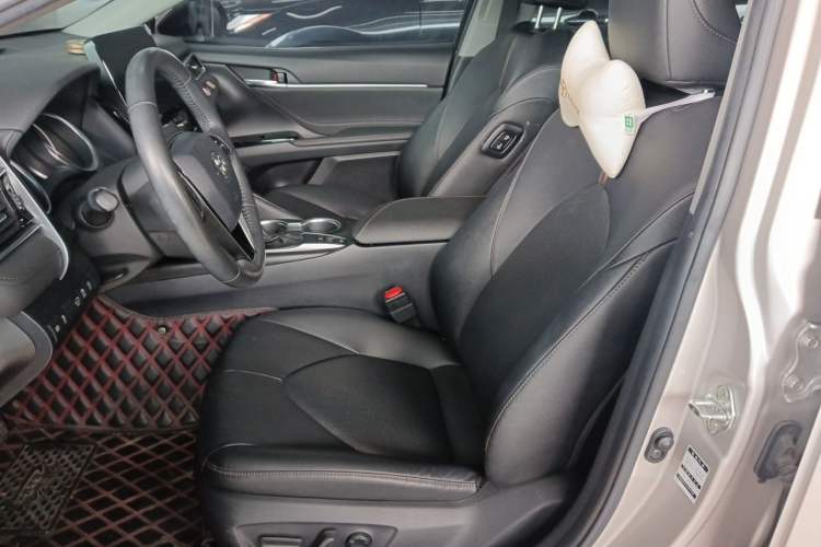 Used Toyota Camry 2021 2.0G Luxury Edition Left Front Seat