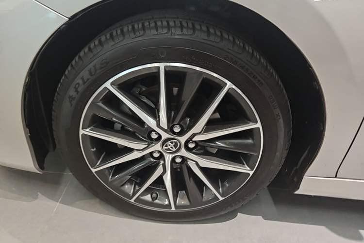 Used Toyota Camry 2021 2.5G Luxury Edition Left Front Wheel Hub