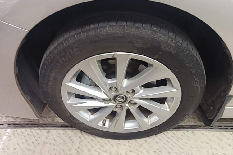 Used Toyota Camry 2021 2.0G Luxury Edition Left Front Wheel Hub