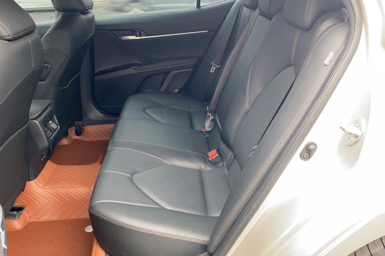 Used Toyota Camry 2021 2.5G Luxury Edition Left Rear Seat