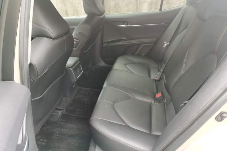 Used Toyota Camry 2021 2.5G Luxury Edition Left Rear Seat