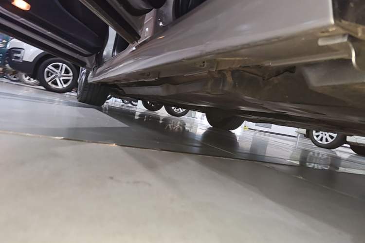 Used Toyota Camry 2021 2.5G Luxury Edition Left Side Sill