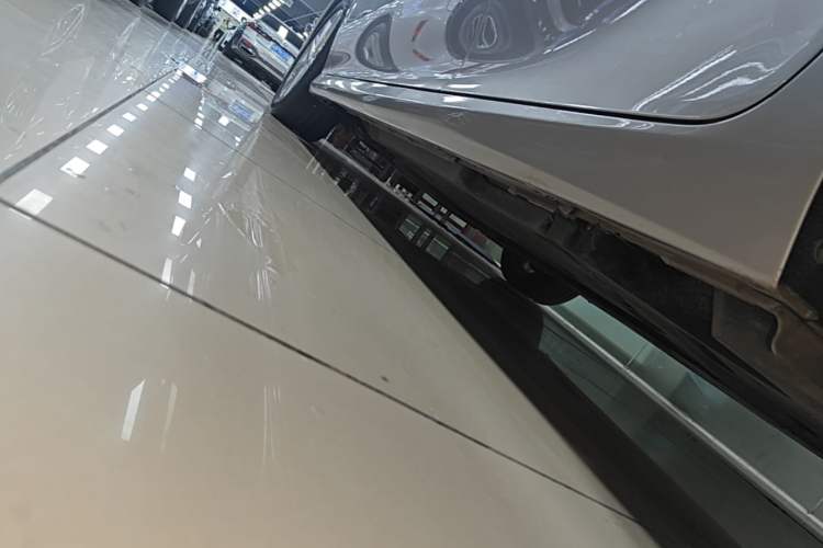 Used Toyota Camry 2021 2.0G Luxury Edition Left Side Sill