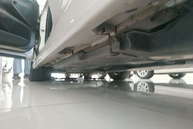 Used Toyota Camry 2021 Dual-Motor 2.5 HGVP Leading Edition Left Side Sill