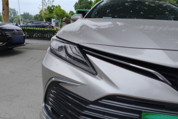 Used Toyota Camry 2021 2.5G Luxury Edition Right Front Headlight