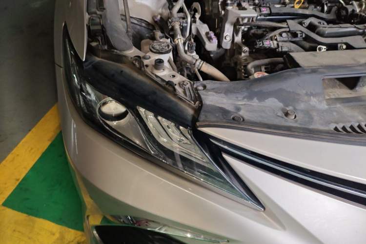 Used Toyota Camry 2021 2.0G Luxury Edition Right Front Headlight