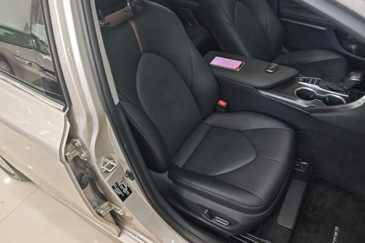 Used Toyota Camry 2021 Dual-Motor 2.5HG Luxury Edition Right Front Seat