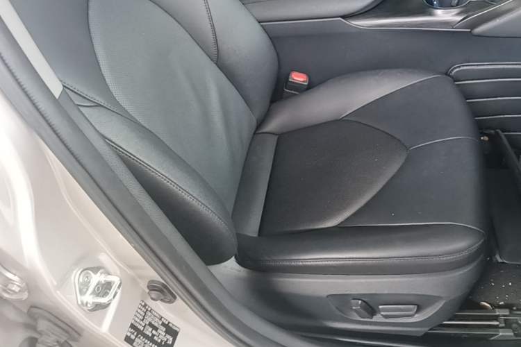 Used Toyota Camry 2021 Dual-Motor 2.5HG Luxury Edition Right Front Seat