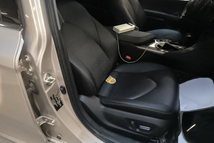 Used Toyota Camry 2021 2.5S Fēngshàng Edition Right Front Seat