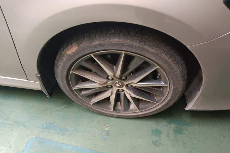 Used Toyota Camry 2021 2.5G Luxury Edition Right Front Wheel Hub