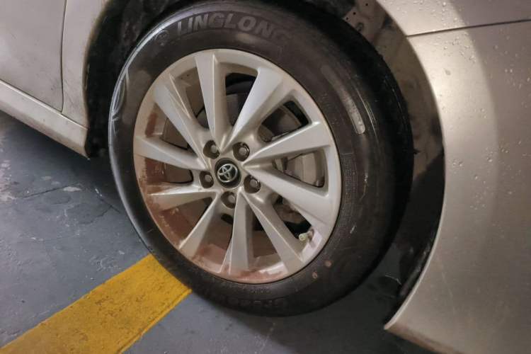 Used Toyota Camry 2021 2.0G Luxury Edition Right Front Wheel Hub
