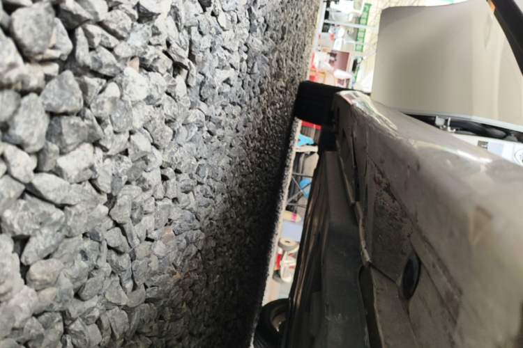 Used Toyota Camry 2021 Dual-Motor 2.5 HGVP Leading Edition Right Side Sill