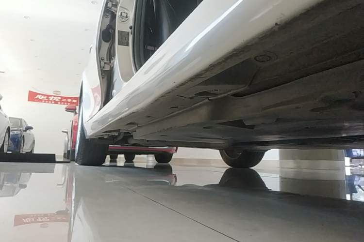 Used Toyota Camry 2021 Dual-Motor 2.5 HGVP Leading Edition Right Side Sill