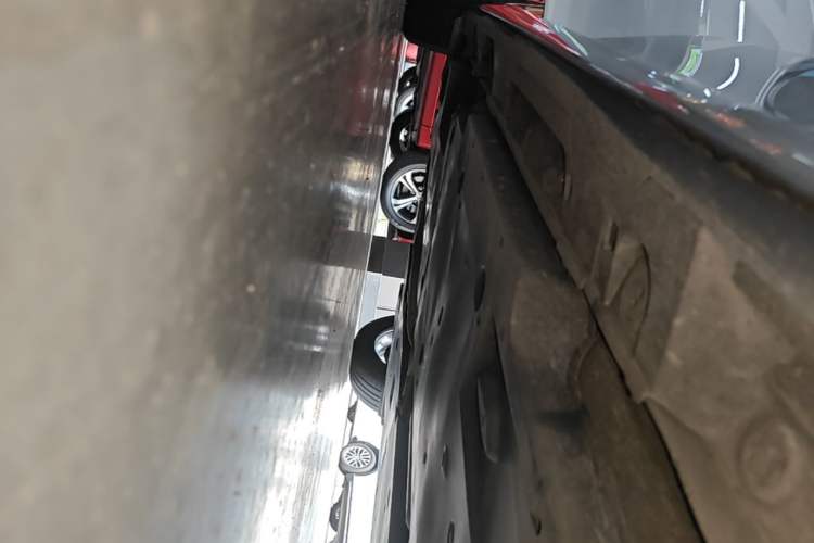 Used Toyota Camry 2021 2.0G Luxury Edition Right Side Sill