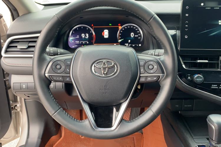 Used Toyota Camry 2021 2.5G Luxury Edition Steering Wheel