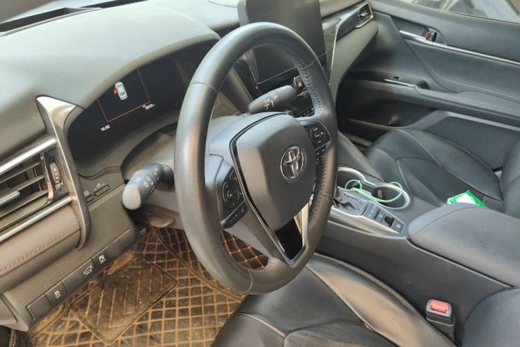 Used Toyota Camry 2021 2.5G Luxury Edition Steering Wheel