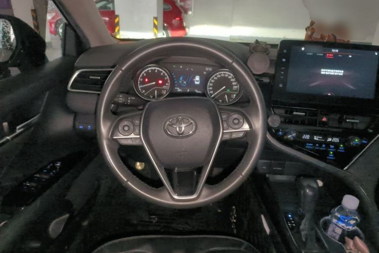 Used Toyota Camry 2021 2.0G Luxury Edition Steering Wheel