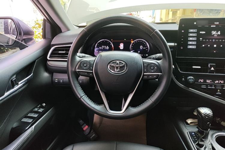 Used Toyota Camry 2021 2.5G Luxury Edition Steering Wheel