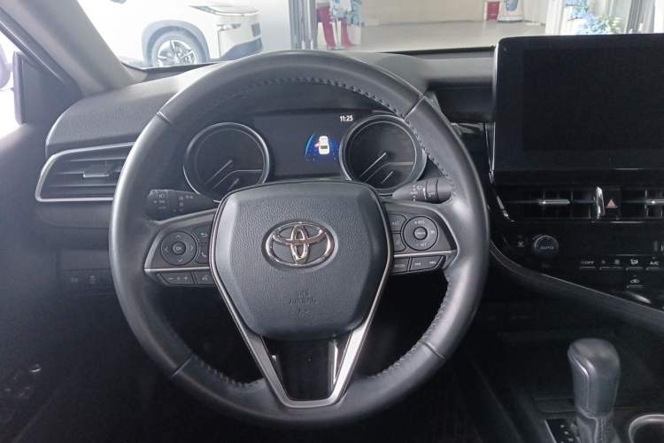 Used Toyota Camry 2021 2.0G Luxury Edition Steering Wheel