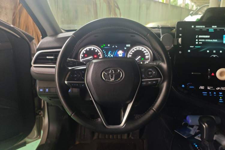 Used Toyota Camry 2021 2.0G Luxury Edition Steering Wheel