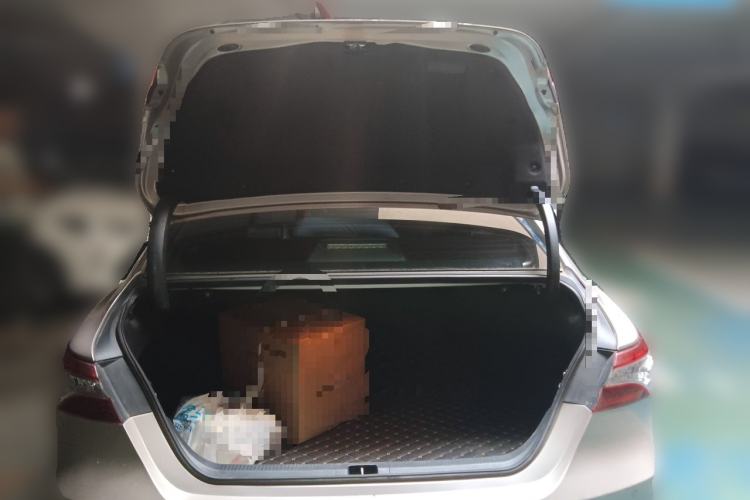 Used Toyota Camry 2021 2.5G Luxury Edition Trunk