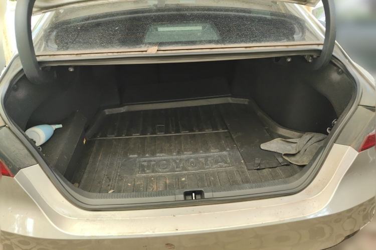 Used Toyota Camry 2021 2.5G Luxury Edition Trunk