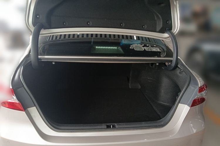 Used Toyota Camry 2021 2.0G Luxury Edition Trunk