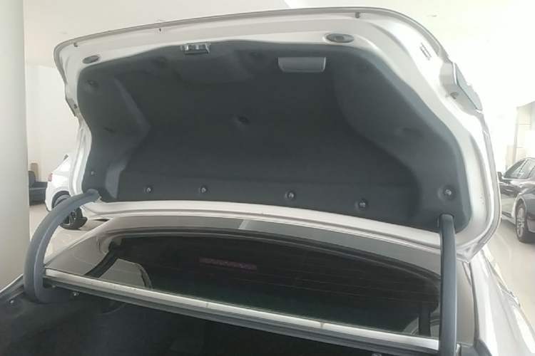 Used Toyota Camry 2021 Dual-Motor 2.5 HGVP Leading Edition Trunk