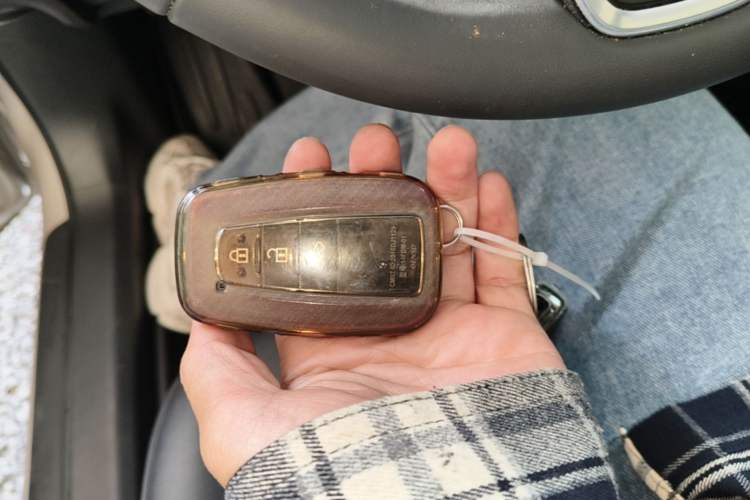 Used Toyota Camry 2021 Dual-Motor 2.5 HGVP Leading Edition Vehicle Key