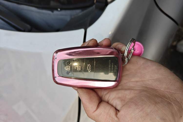 Used Toyota Camry 2021 2.0S FENGSHANG Edition Vehicle Key