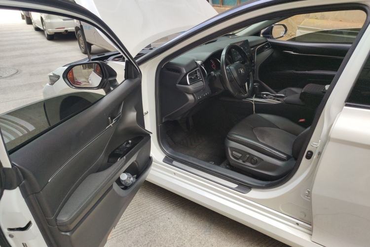 Used Toyota Camry 2021 2.0S FENGSHANG Edition Driver Seat