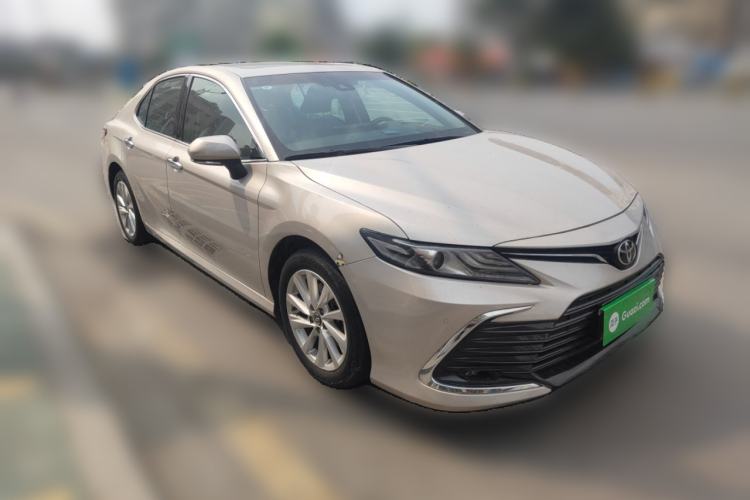 Used Toyota Camry 2021 2.0G Luxury Edition Front Right 45 Deg