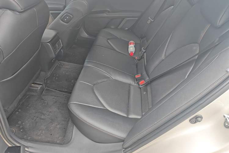 Used Toyota Camry 2021 2.5G Luxury Edition Left Rear Seat