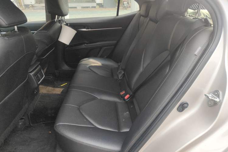 Used Toyota Camry 2021 2.0G Luxury Edition Left Rear Seat