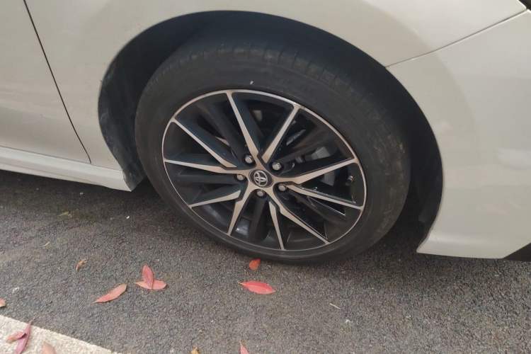 Used Toyota Camry 2021 2.5S Fēngshàng Edition Right Front Wheel Hub