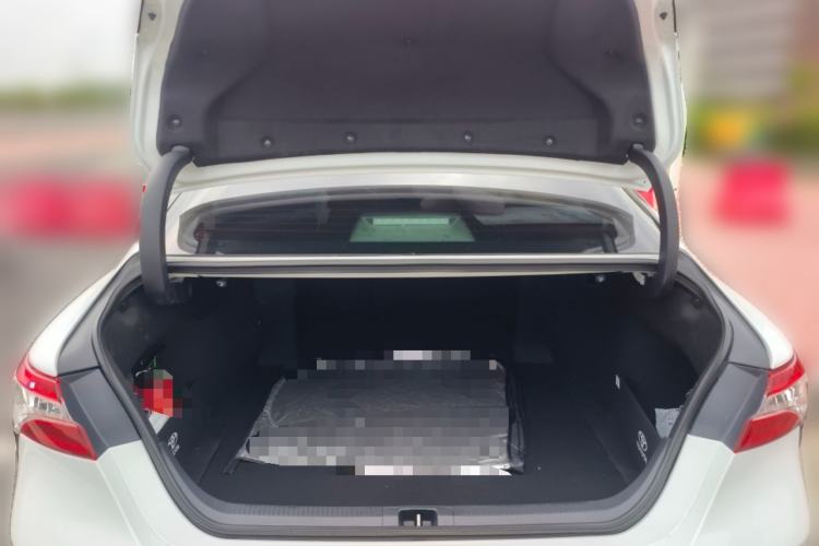 Used Toyota Camry 2021 2.0S FENGSHANG Edition Trunk