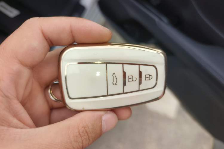 Used Toyota Camry 2021 2.0S FENGSHANG Edition Vehicle Key