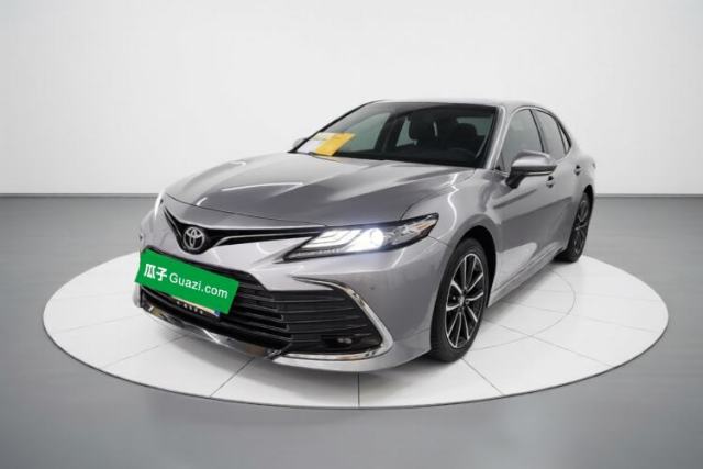Ojetý Toyota Camry 2021 2.5G Luxury Edition