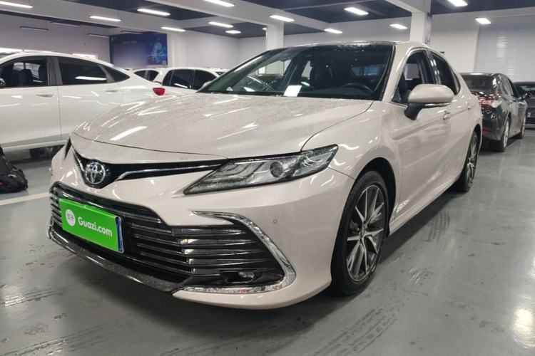 Used Toyota Camry 2021 2.5G Luxury Edition Guazi used car, China used car export, Used car for sale, Used cars, Cheapest cars for sale