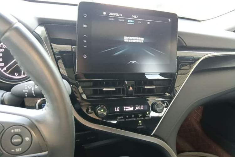 Used Toyota Camry 2021 2.0G Luxury Edition Audio And AC Panel